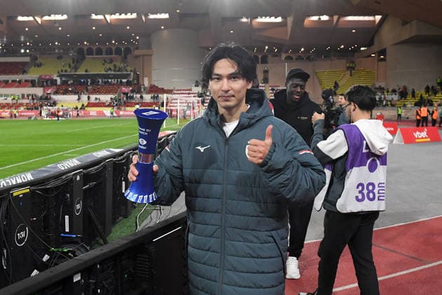 AS Monaco v Paris Saint-Germain - Ligue 1 McDonald s 2025 2026 18 Takumi MINAMINO (asm) during the Ligue 1 McDonald s match between AS Monaco FC and Paris Saint-Germain FC at Stade Louis II on November 29, 2025 in Monaco, Monaco. Monaco Monaco  Copyright: xFEPx 776348212