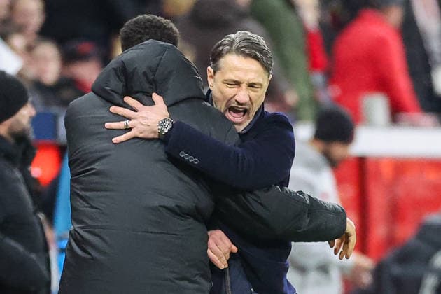 1 Bundesliga Bayer 04 Leverkusen Borussia Dortmund on 29 11 2025 at the BayArena in Leverkusen Final cheers for coach Niko Kovac Dortmund MH