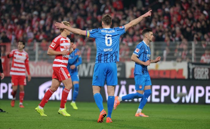 Patrick Mainka pointing, gesticulating Single image Crop action Sport Football Soccer Bundesliga Men DFL 12 Matchday Season 2025 2026 29 11 2025 1 FC Union Berlin FCU vs 1 FC Heidenheim FCH DFL regulations prohibit any use of photographs as image sequences and or quasi video