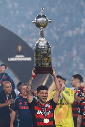Palmeiras v Flamengo - Copa CONMEBOL Libertadores 2025 Final Lima, Peru - November 29: Giorgian de Arrascaeta of Flamengo celebrates after winning the Copa CONMEBOL Libertadores 2025 Final match between Palmeiras and Flamengo at Estadio Monumental U de Lima. Copyright: xLatinxSportxImagesx