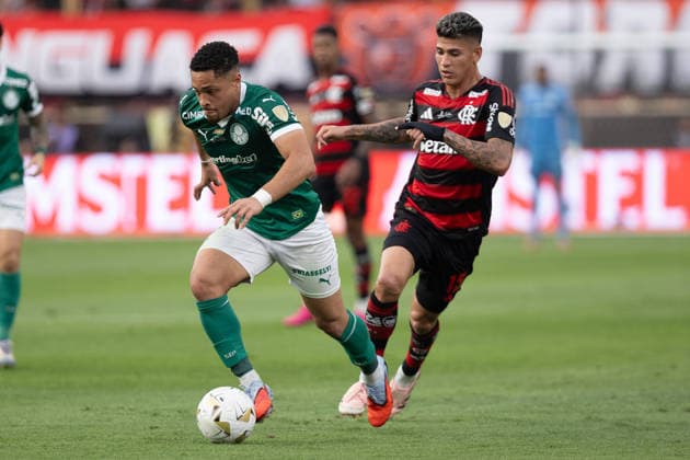 LIMA (PE), 11 28 2025 - LIBERTADORES FLAMENGO x PALMEIRAS - Vitor Roque during the match between Palmeiras and Flamengo, valid for the Final of the Copa Libertadores de America, held at Estadio Monumental U, on the afternoon of this Saturday, the 29th. (Photo: Crizam Franca Photo Premium SPP) 30930 (Crizam FranoÂßa, Crizam Franca SPP) Copyright: xCrizamxFranoÂßa,xCrizamxFrancax xSPPx spp-en-CrFrCrFr-crizam_franca_photo_premium_326683