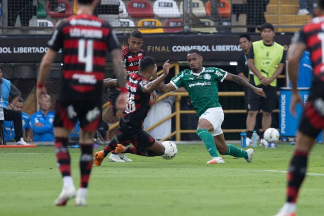 LIMA (PE), 11 28 2025 - LIBERTADORES FLAMENGO x PALMEIRAS - Allan during the match between Palmeiras and Flamengo, valid for the Final of the Copa Libertadores de America, held at Estadio Monumental U, on the afternoon of this Saturday, the 29th. (Photo: Crizam Franca Photo Premium SPP) 30930 (Crizam FranoÂßa, Crizam Franca SPP) Copyright: xCrizamxFranoÂßa,xCrizamxFrancax xSPPx spp-en-CrFrCrFr-crizam_franca_photo_premium_326695