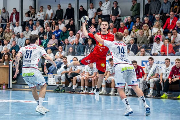 2 Handball Bundesliga TV Hüttenberg TuS N Lübbecke, 29 11 25 Kasper Haugen Furu TuS N Lübbecke, 11 , Moritz Zörb TV Hüttenberg, 14 , Hendrik Schreiber TV Hüttenberg, 51 2 Handball Bundesliga TV Hüttenberg TuS N Lübbecke Hüttenberg, 29 11 25 Copyright: xBEAUTIFULxSPORTS Roeczeyx