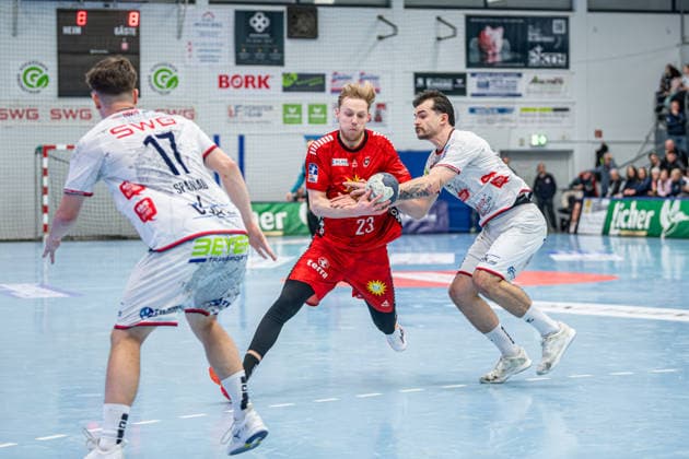 2 Handball Bundesliga TV Hüttenberg TuS N Lübbecke, 29 11 25 Niko Blaauw TuS N Lübbecke, 23 , Hendrik Schreiber TV Hüttenberg, 51 , Phil Spandau TV Hüttenberg, 17 2 Handball Bundesliga TV Hüttenberg TuS N Lübbecke Hüttenberg, 29 11 25 Copyright: xBEAUTIFULxSPORTS Roeczeyx