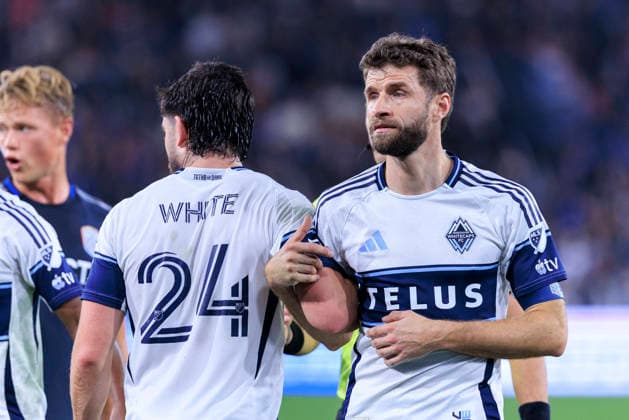 November 29, 2025, San Diego, California, USA: Brian White 24 and Thomas Muller 13 of the Vancouver Whitecaps lock arms to defend the goal during the Audi 2025 MLS, Fussball Herren, USA Cup Playoffs Western Conference Final match against the San Diego FC on Saturday November 29, 2025 at Snapdragon Stadium in San Diego, California. Vancouver Whitecaps defeat San Diego FC, 3-1. ARIANA RUIZ PI San Diego USA - ZUMAp124 20251129_zaa_p124_040 Copyright: xArianaxRuizx