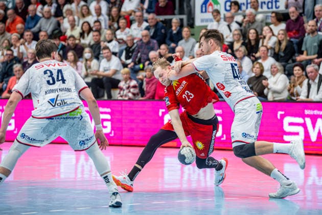 2 Handball Bundesliga TV Hüttenberg TuS N Lübbecke, 29 11 25 Niko Blaauw TuS N Lübbecke, 23 , Danil Dyatlov TV Hüttenberg, 47 , Paul Kompenhans TV Hüttenberg, 34 2 Handball Bundesliga TV Hüttenberg TuS N Lübbecke Hüttenberg, 29 11 25 Copyright: xBEAUTIFULxSPORTS Roeczeyx