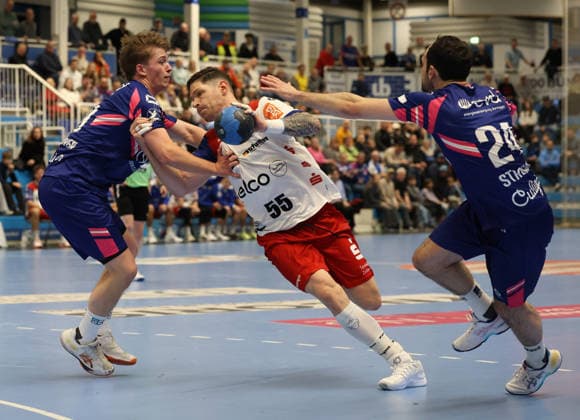 f l Finn Schroven TSV Bayer Dormagen 19 , Csaba Leimeter HBW Balingen Weilstetten 55 , Peter Strosack TSV Bayer Dormagen 24 TSV Bayer Dormagen vs HBW Balingen Weilstetten, Matchday 13, Handball, 2 HBL, Season 2025 2026, 29 11 2025 TSV Bayer Dormagen vs HBW Balingen Weilstetten, Matchday 13, Handball, 2 HBL, Season 2025 2026, 29 11 2025 Dormagen Copyright: xEibner-Pressefoto ThomasxStoeckerx EP_TSR