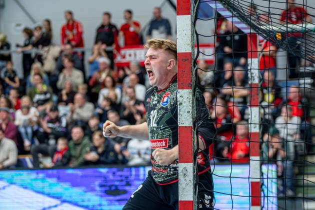 2 Handball Bundesliga TV Hüttenberg TuS N Lübbecke, 29 11 25 Simon Böhne TV Hüttenberg, 12 2 Handball Bundesliga TV Hüttenberg TuS N Lübbecke Hüttenberg, 29 11 25 Copyright: xBEAUTIFULxSPORTS Roeczeyx