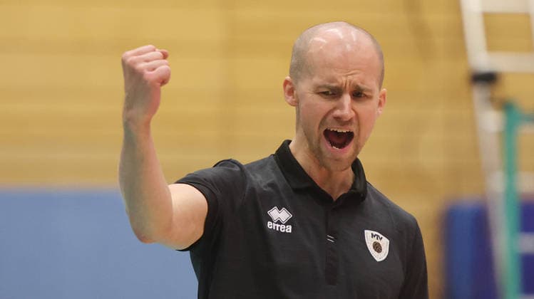 Ludwigsburg , Volleyball Bundesliga , Barock Volleys MTV Ludwigsburg vs Energiequelle Netzhoppers KW Königs Wusterhausen , Coach Hasse Mattila Ludwigsburg