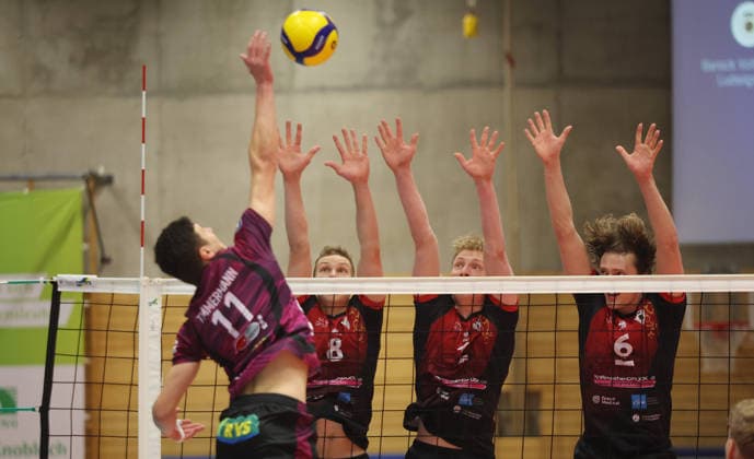 Ludwigsburg , Volleyball Bundesliga , Barock Volleys MTV Ludwigsburg vs Energiequelle Netzhoppers KW Königs Wusterhausen , from left Theo Timmermann KW Tomi Saarinen Philipp Herrmann Ben Somin Bonin Ludwigsburg