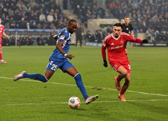 29 11 2025 Soccer Season 2025 2026 2 Soccer Bundesliga 14 Matchday 1 FC Magdeburg FCM 1 FC Nuremberg FCN Club Sportfoto Zink DaMa xdaxmax DFL regulations prohibit any use of photographs as image sequences and or quasi video only for editorial use Silas Gnaka 25, 1 FC Magdeburg FCM Berkay Yilmaz 21, 1 FC Nuremberg FCN