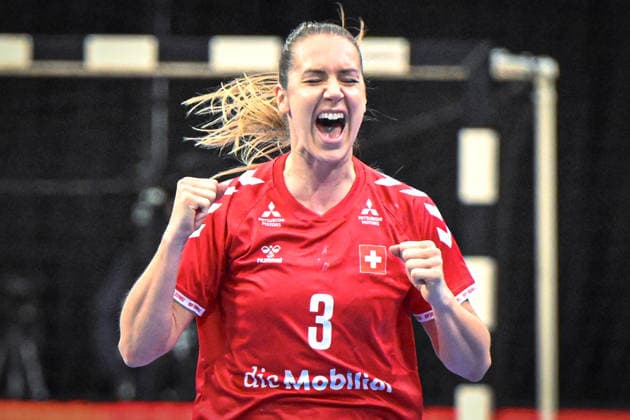 Netherlands, Handball, Womens World Championship 2025, Switzerland vs Senegal, 29 11 2025, Maaspoort Sports Events, s Hertogenbosch, Netherlands, exuberant cheering by Kerstin Kündig Switzerland, 3 Copyright: xMarkusxVerwimpx
