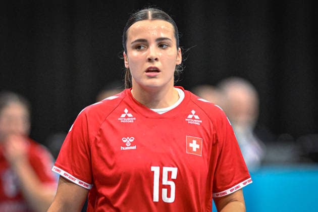 Netherlands, Handball, Womens World Championship 2025, Switzerland vs Senegal, 29 11 2025, Maaspoort Sports Events, s Hertogenbosch, Netherlands, Norma Goldmann Switzerland, 15 Copyright: xMarkusxVerwimpx