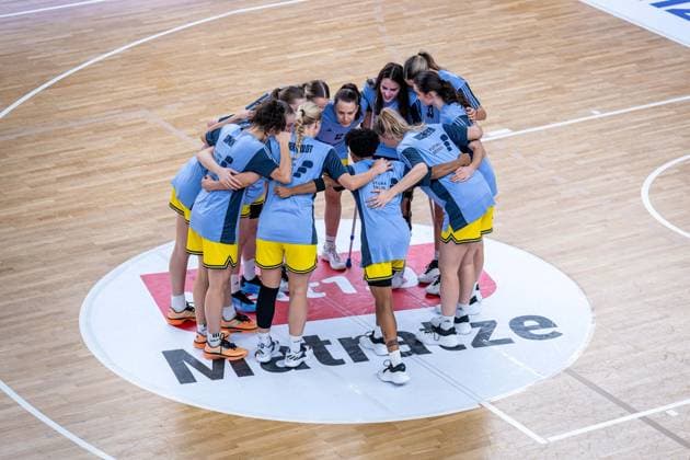 Basketball Berlin 29 11 2025 Season 2025 2026 DBBL 1 Bundesliga Women, Women Alba Berlin Eisvögel USC Freiburg Team Huddle