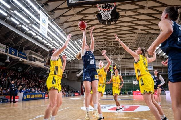 Basketball Berlin 29 11 2025 Season 2025 2026 DBBL 1 Bundesliga Women, Women Alba Berlin Eisvögel USC Freiburg Helena Englisch Freiburg, No 10