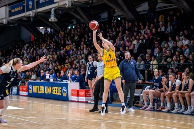 Basketball Berlin 29 11 2025 Season 2025 2026 DBBL 1 Bundesliga Women, Women Alba Berlin Eisvögel USC Freiburg Jo Raflo Alba, No 09