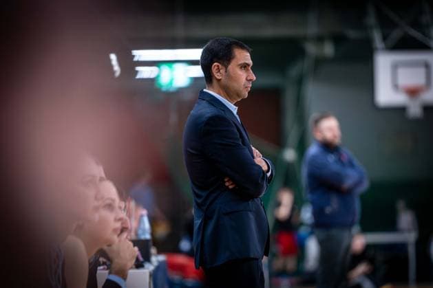 Basketball Berlin 29 11 2025 Season 2025 2026 DBBL 1 Bundesliga Women, Women Alba Berlin Eisvögel USC Freiburg Cristo Cabrera Alba, Coach