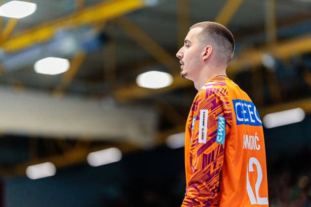 Matej Mandic SC Magdeburg, 12 GER, GWD Minden vs SC Magdeburg, Handball, 1 Bundesliga, Matchday 14, Season 2025 2026, 29 11 2025 GER, GWD Minden vs SC Magdeburg, Handball, 1 Bundesliga, Matchday 14, Season 2025 2026, 29 11 2025 Luebbecke Copyright: xEibner-Pressefoto JanxRollingerx EP_JSK