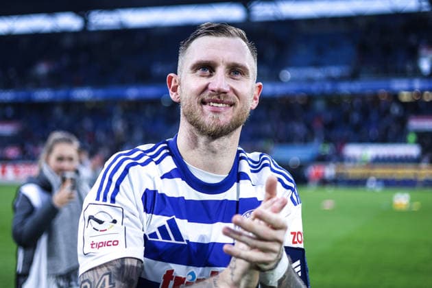 Sports, football, 3 league season 2025 2026 16 matchday MSV Duisburg Alemannia Aachen 29 11 2025, schauinsland reisen arena Alexander Hahn MSV Duisburg, 42 Duisburg schauinsland reisen arena North Rhine-Westphalia Germany