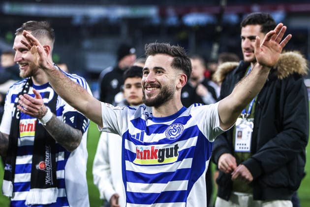 Sports, football, 3 league season 2025 2026 16 matchday MSV Duisburg Alemannia Aachen 29 11 2025, schauinsland reisen arena Can Coskun MSV Duisburg, 27 Duisburg schauinsland reisen arena North Rhine-Westphalia Germany