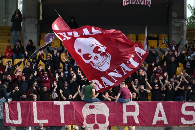 Ci Lecce 30 11 2025 - campionato di calcio serie A Lecce-Torino foto Carmelo Imbesi Image nella foto: tifosi Torino 