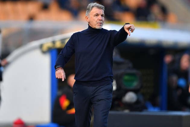 Torino s head coach Marco Baroni gestures-reacts during the Serie A Enilive soccer matchday 13 between US Lecce and Torino 1906 FC at the Via del Mare Stadium in Lecce, Italy, Sunday, November 30, 2025. (Credit Image: Giovanni Evangelista LaPresse)  Copyright: xGiovannixEvangelista LaPressex