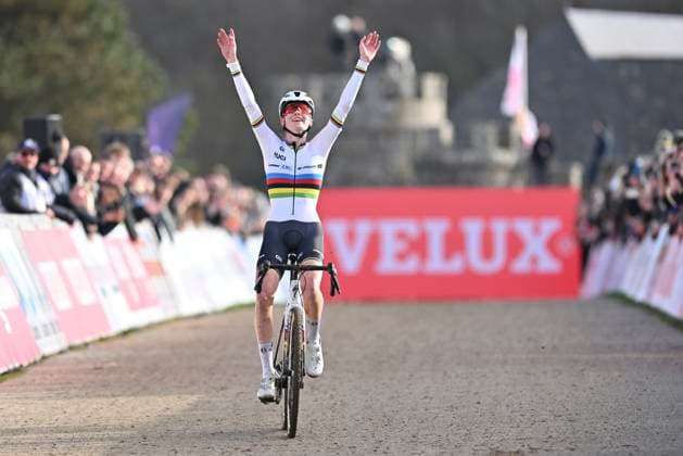 UCI Cyclocross World Cup 2025-2026 Flamanville FLAMANVILLE, FRANCE - NOVEMBER 30 : REVOL Lise (FRA) during the 2nd leg of the Flamanville UCI Cyclocross World Cup 2025-2026 a cyclocross race for Men Elite on November 30, 2025 in Flamanville, France, 30 11 2025 ( Flamanville France  Copyright: xBcex