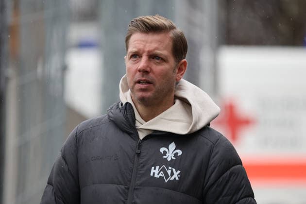 30 11 2025, Football, Men, 2 Bundesliga, Season 2025 2026, SV 07 Elversberg SV Darmstadt 98, Coach Florian Kohfeldt SV Darmstadt 98 Elversberg Ursapharm Arena an der Kaiserlinde Saarland Germany DEU Copyright: xFabianxKleerx