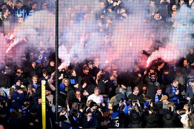 Club Brugge v Royal Antwerp FC - Jupiler Pro League BRUGGE, BELGIUM - NOVEMBER 30 : fans of FCB during the Jupiler Pro League match between Club Brugge and Royal Antwerp FC on November 30, 2025 in Brugge, Belgium, 30 11 2025 Brugge Belgium  Copyright: xJanxDexMeuleneirx
