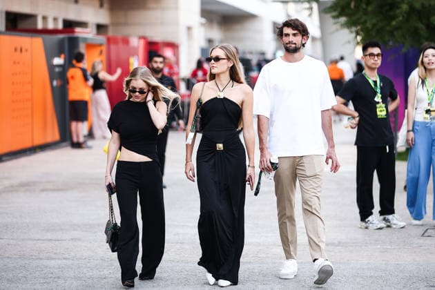 F1 - QATAR GRAND PRIX 2025 Hanna St John, girlfriend of LAWSON Liam (nzl), Emily Snyder and Valentin Vacherot, tennis player, portrait during the 2025 Formula 1 Qatar Grand Prix, 23th round of the 2025 FIA Formula One World Championship, WM, Weltmeisterschaft from November 28 to 30, 2025 on the Lusail International Circuit, in Lusail, Qatar - LusailQatar Copyright: xEricxAlonsox