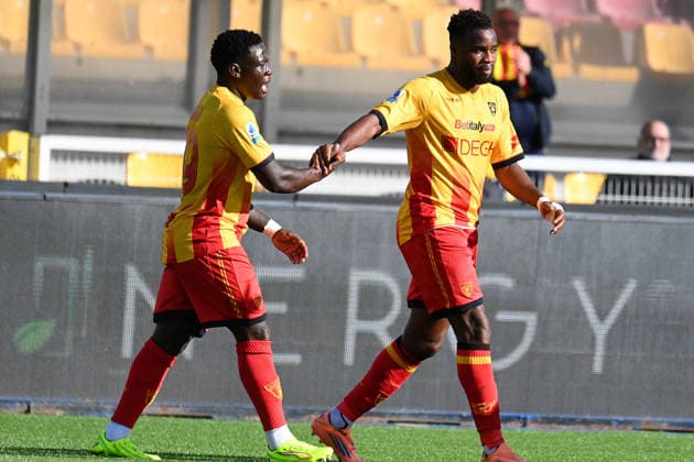 CALCIO - Serie A - US Lecce vs Torino FC Banda Lameck (Us Lecce) e Coulibaly Lassana (Us Lecce) celebrates after the goal during US Lecce vs Torino FC, Italian soccer Serie A match in Lecce, Italy, November 30 2025 Lecce Italy  Copyright: xIPAxSport ABACAx