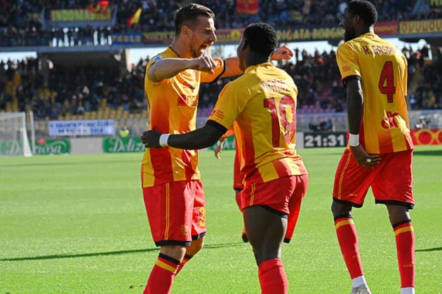 Us Lecce celebrates after the goal during US Lecce vs Torino FC, Italian soccer Serie A match in Lecce, Italy, November 30 2025  Copyright: xPasqualexGolia IPAxSportx xipa-agency.netx xx IPA_68549985 IPA_Agency_IPA68549985