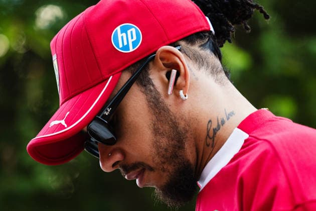 November 30, 2025, Doha, Doha, Qatar: LEWIS HAMILTON (44, British F1 Driver, Scuderia Ferrari Formula 1 Team) entering the paddock ang going to the garage on race day (Sunday) at the Formula 1 Qatar Airways Qatar Grand Prix 2025 at the Lusail International Circuit in Doha Doha Qatar - ZUMAr193 20251130_zsp_r193_021 Copyright: xSaraxRuffonix