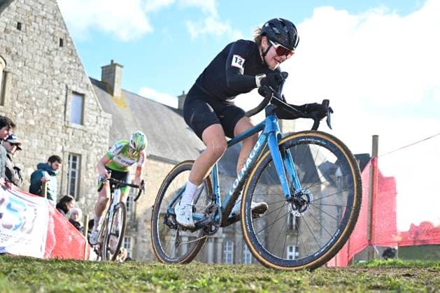 UCI Cyclocross World Cup 2025-2026 Flamanville FLAMANVILLE, FRANCE - NOVEMBER 30 : Clauzel Helene (FRA) during the 2nd leg of the Flamanville UCI Cyclocross World Cup 2025-2026 a cyclocross race for Women Elite on November 30, 2025 in Flamanville, France, 30 11 2025 ( Flamanville France  Copyright: xBcex