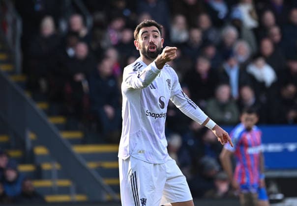 Crystal Palace v Manchester United, ManU Premier League Bruno Fernandes of Manchester United during the Premier League match at Selhurst Park, London 30 11 2025 UK Newspapers OUT Copyright: xNigelxBramleyx FIL-22576-0055