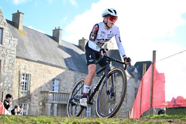 UCI Cyclocross World Cup 2025-2026 Flamanville FLAMANVILLE, FRANCE - NOVEMBER 30 : Gery Celia (FRA) of As Bike Racing France Literie during the 2nd leg of the Flamanville UCI Cyclocross World Cup 2025-2026 a cyclocross race for Women Elite on November 30, 2025 in Flamanville, France, 30 11 2025 ( Flamanville France  Copyright: xBcex