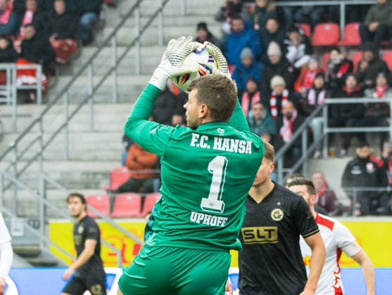 Germany Soccer, 3 Liga 2025 26, 16 Matchday SSV Jahn Regensburg vs FC Hansa Rostock Jahnstadion Regensburg Benjamin Uphoff FC Hansa Rostock Copyright: xChristopherxRupprechtx