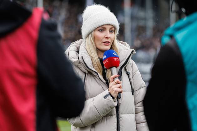 Lisa Hofmann Sky Moderator , SV Elversberg vs SV Darmstadt 96, Football, 2 Bundesliga, Matchday 14, Season 2025 2026, 30 11 2025 DFB regulations prohibit any use of photographs as image sequences and or quasi video SV Elversberg vs SV Darmstadt 96, Football, 2 Bundesliga, Matchday 14, Season 2025 2026, 30 11 2025 Copyright: xEibner-Pressefoto AlexanderxNeisx EP_ANS