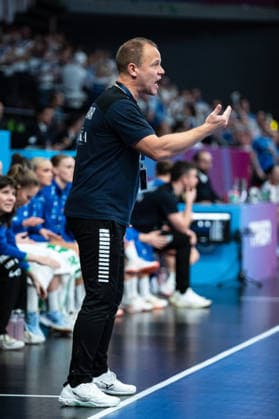 Head Coach Claus Leth Mogensen of Faroe Islands during the IHF Women s Handball World Championship, WM, Weltmeisterschaft game between Faroe Islands and Paraguay at the SWT Arena in Trier, Germany Copyright: xMartinxPitschx xSPPx Sportspressphoto_SPR67827