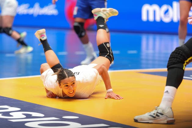 Iceland Uruguay, IHF Womens Handball World Championship Sabrina Grieco Vigna Uruguay, 3 preliminary round match of the Womens Handball World Championship between Iceland and Uruguay on November 30, 2025 at the Porsche Arena in Stuttgart , Stuttgart Baden Württemberg Germany Porsche Arena