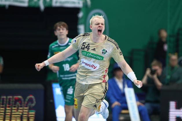 30 11 2025, xtgx, Handball, Daikin HBL, SC DHfK Leipzig TSV Hannover Burgdorf v l Justus Fischer Hannover, 54 Jubel, Torjubel, jubelt ueber das Tor, celebrate the goal, celebration Leipzig