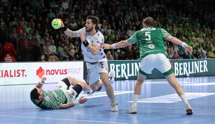 Mijajlo Marsenic, Tim Suton on the ball, Max Darj duel Game scene Action Sport Handball HBL Bundesliga Men 14 Matchday Season 2025 2026 30 11 2025 Füchse Berlin vs TBV Lemgo Lippe