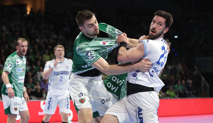 Nejc Cehte in a duel with Adam Nyfjäll Action Match scene Sport Handball HBL Bundesliga Men 14 Matchday Season 2025 2026 30 11 2025 Füchse Berlin vs TBV Lemgo Lippe
