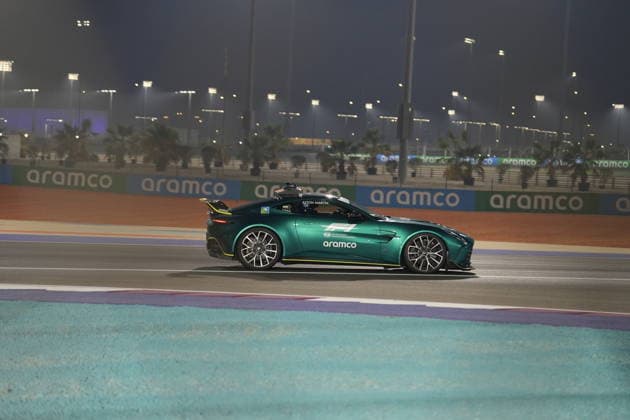 Formula 1 Qatar Airways Qatar Grand Prix 2025 Romain Mathon OVERTAKE MAXPPP - Lusail 30 11 2025 Safety car at the Formula 1 Qatar Airways Qatar Grand Prix 2025, the 23rd round of the 2025 FIA Formula 1 World Championship, WM, Weltmeisterschaft at the Lusail International Circuit in Lusail, Qatar, from 27 to 30 November 2025 Lusail Lusail International Circuit Qatar  Copyright: xOVERTAKE MAXPPPxRomainxMathonx OVT202511302780 OVT202511302780