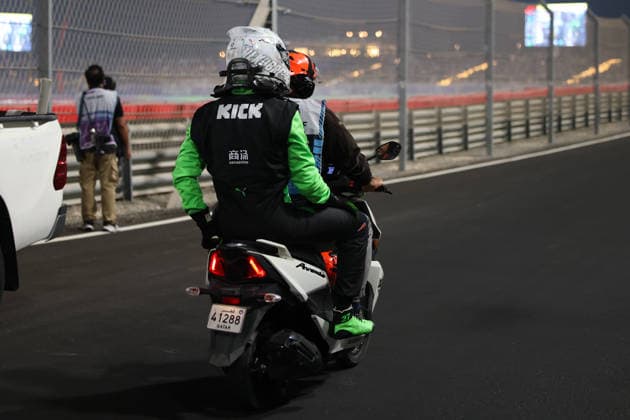 Nico Huelkenberg Stake F1 Team Kick Sauber, 27 , Accident, Race, Race, QAT, Formula 1 World Championship, Qatar Grand Prix, Doha, Lusail, Lusail International Circuit, Sunday, Race Day, 30 11 2025 QAT, Formula 1 World Championship, Qatar Grand Prix, Doha, Lusail, Lusail International Circuit, Sunday, Race Day, 30 11 2025 Doha Copyright: xEibner-Pressefoto AnnikaxGrafx EP_AGF
