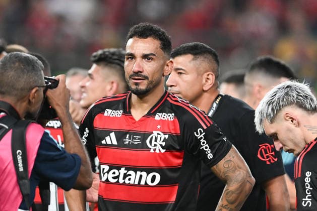 Palmeiras x Flamengo Final Libertadores LIMA, LI - 29.11.2025: PALMEIRAS X FLAMENGO FINAL LIBERTADORES - Danilo during Palmeiras x Flamengo match valid for the Final of the CONMEBOL Libertadores 2025, held at the Monumental stadium, located in the city of Lima, Peru, this Saturday (29). (Photo: Nayra Halm Fotoarena) x2850547x  NayraxHalm