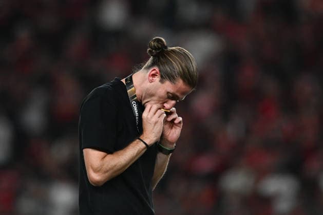 Palmeiras x Flamengo Final Libertadores LIMA, LI - 29.11.2025: PALMEIRAS X FLAMENGO FINAL LIBERTADORES - Coach Filipe Luis during Palmeiras x Flamengo match valid for the Final of the CONMEBOL Libertadores 2025, held at the Monumental stadium, located in the city of Lima, Peru, this Saturday (29). (Photo: Nayra Halm Fotoarena) x2850555x  NayraxHalm