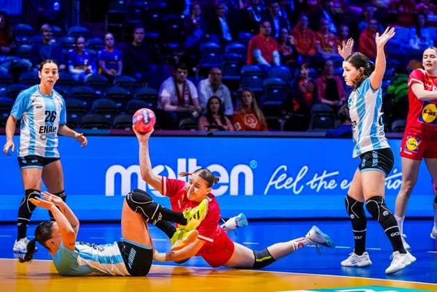 ROTTERDAM , 30-11-2025 , Rotterdam Ahoy , Womens World Championship, WM, Weltmeisterschaft Handball 2025 , match between Austria and Argentina , picture shows Austria player Philomena Egger Austria - Argentina (women)  x32275609x Copyright: