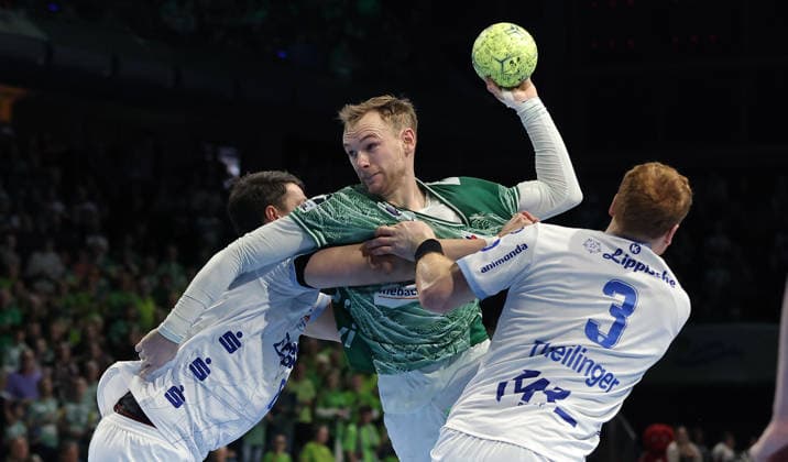 Frederik Simak, Mathias Gidsel, Nicolai Theilinger duel Match scene Action Sport Handball HBL Bundesliga Men 14 Matchday Season 2025 2026 30 11 2025 Füchse Berlin vs TBV Lemgo Lippe