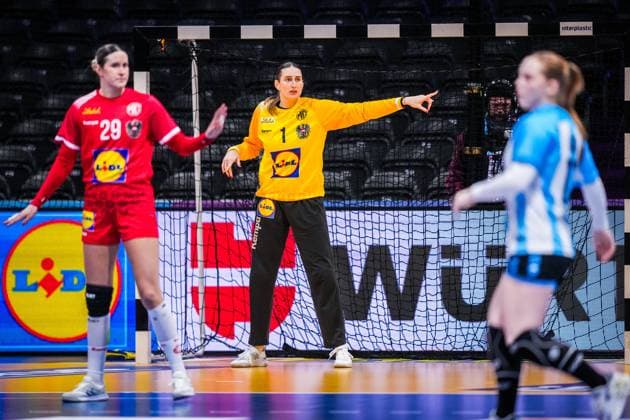 ROTTERDAM , 30-11-2025 , Rotterdam Ahoy , Womens World Championship, WM, Weltmeisterschaft Handball 2025 , match between Austria and Argentina , picture shows Austria goalkeeper Lena Ivancok Austria - Argentina (women)  x32275671x Copyright: